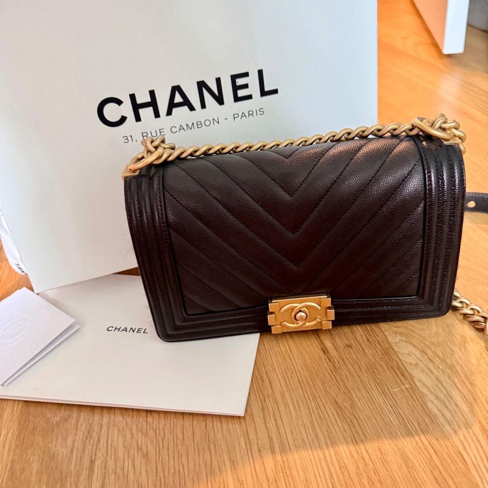 EUC CHANEL Boy Bag Black Caviar Chevron Leather Brushed Gold Hardware Old Medium